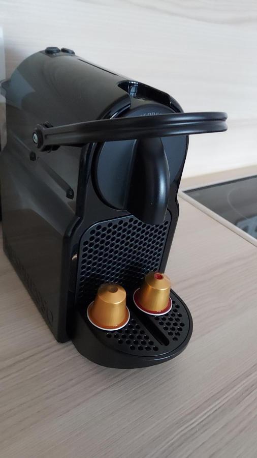 Mein Appartement Huerth Koeln Екстер'єр фото