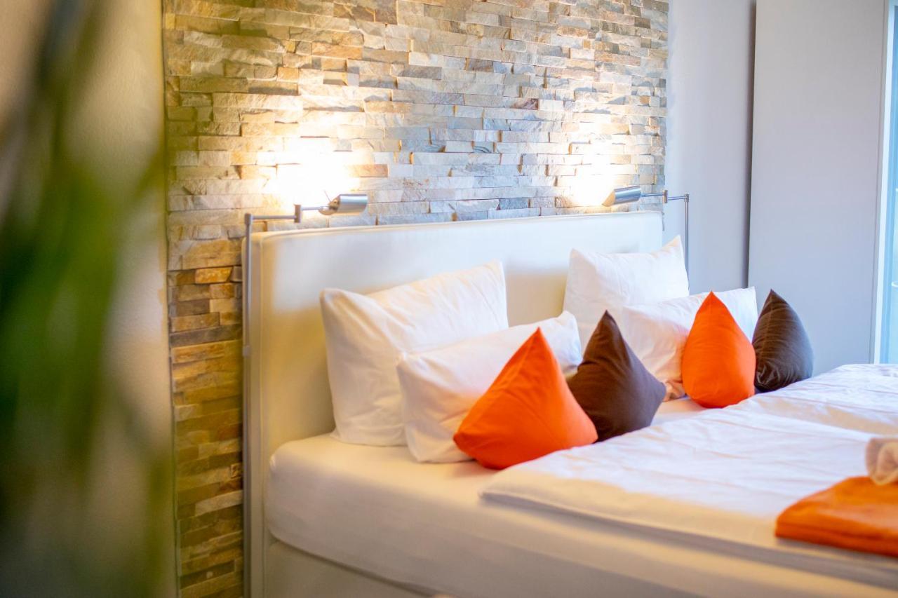 Mein Appartement Huerth Koeln Екстер'єр фото